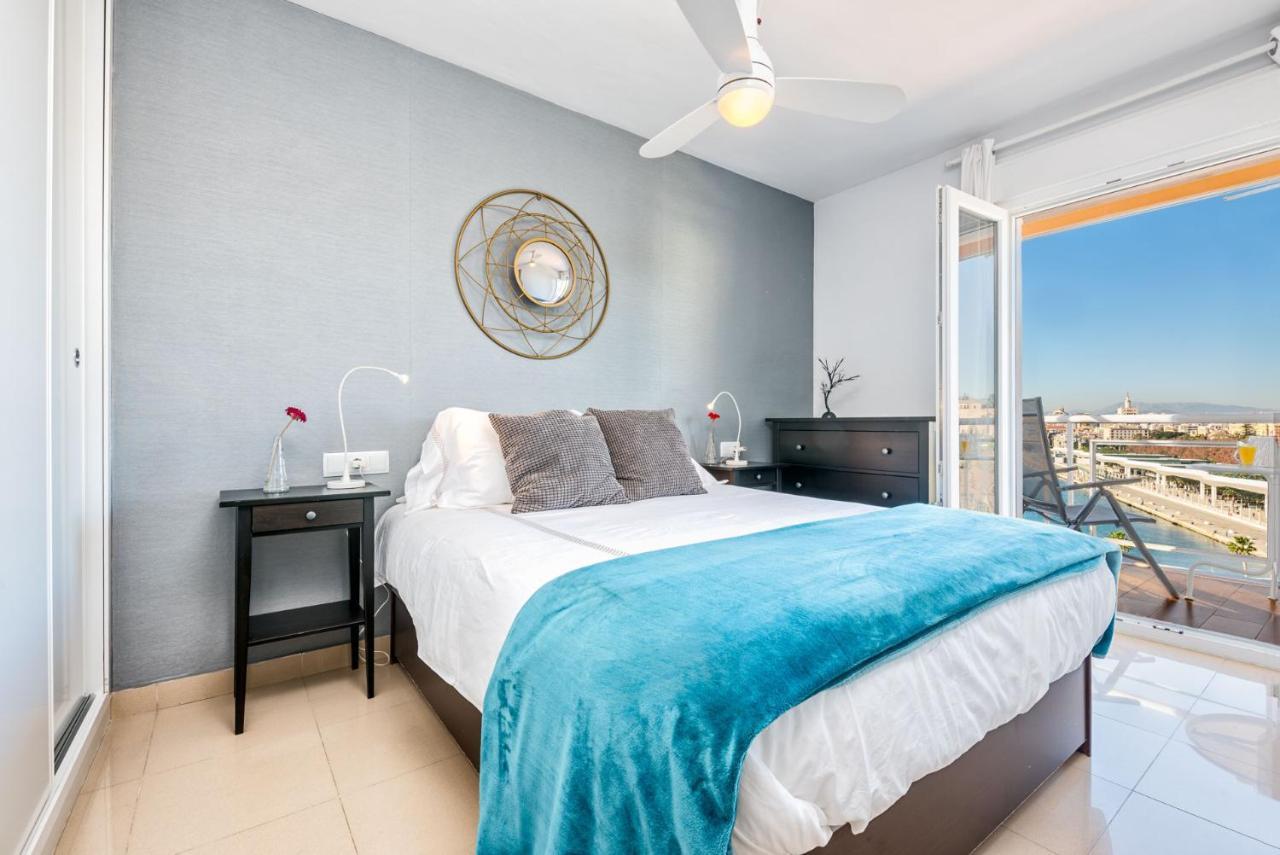 Susana Beach Apartment In Malaga By Solaga Holiday Homes Exterior photo